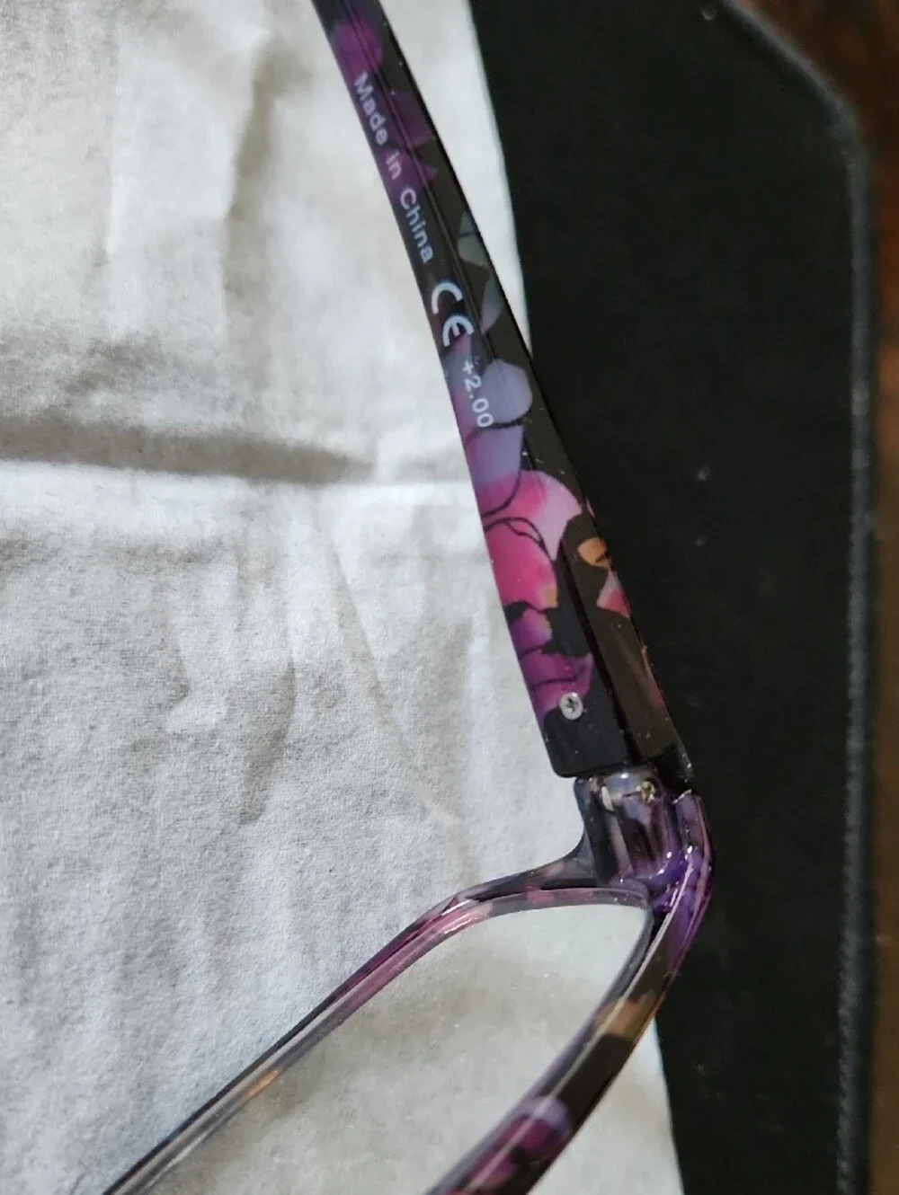NEW Women Reading Glasses 2 Pairs Ladies Purple Spring Hinge Sides Readers 2.0